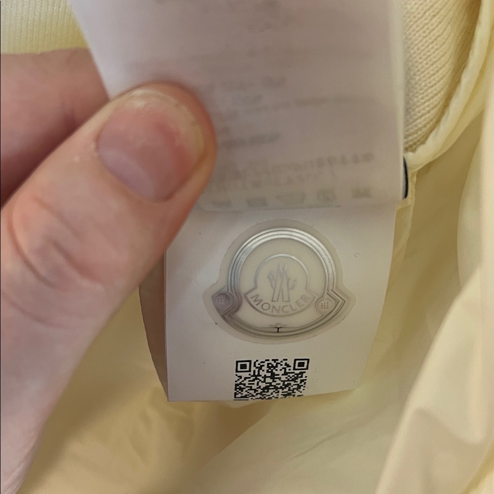 Moncler Women's Off-White Puffer Jacket - large - Picture 12 of 14